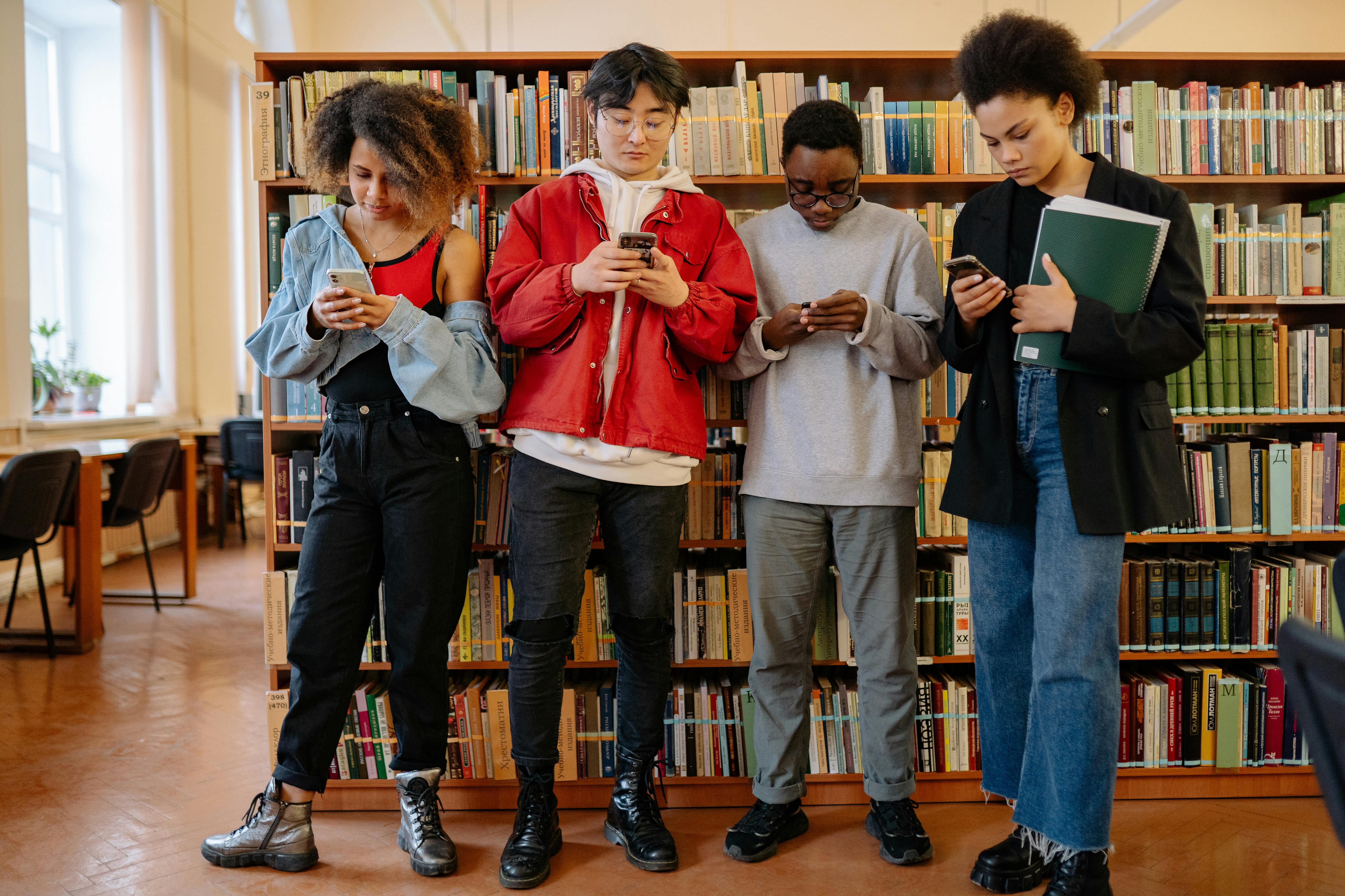 Teen Addiction to Technology | OER Commons