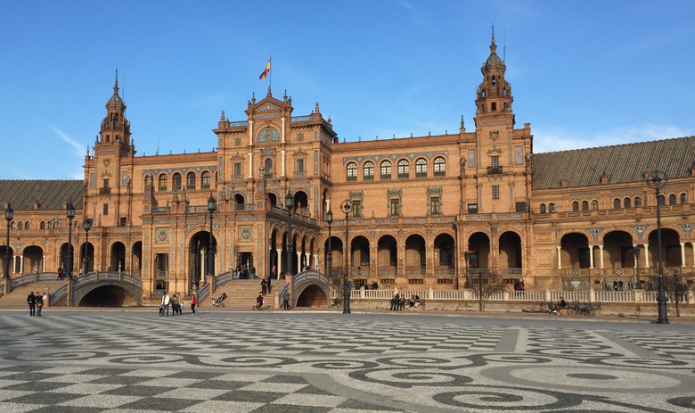 Problem-Based Units for Advanced Students of Spanish